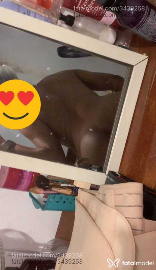 Acompanhante homem morena (o) de olhos castanhos em Açailândia Acompanhante homem morena (o) de olhos castanhos em Açailândia - Max