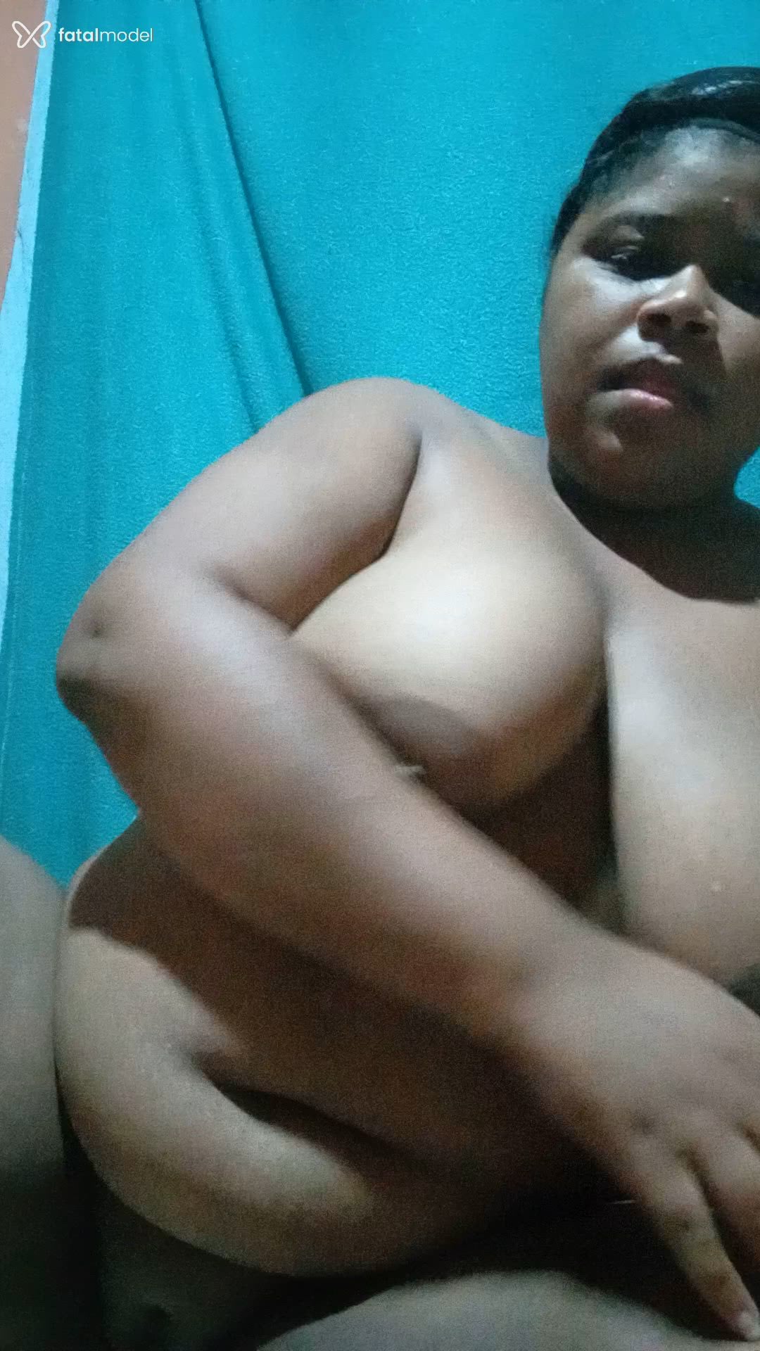 Acompanhante mulher morena (o) de olhos pretos em Salvador Acompanhante mulher morena (o) de olhos pretos em Salvador - Kelkel