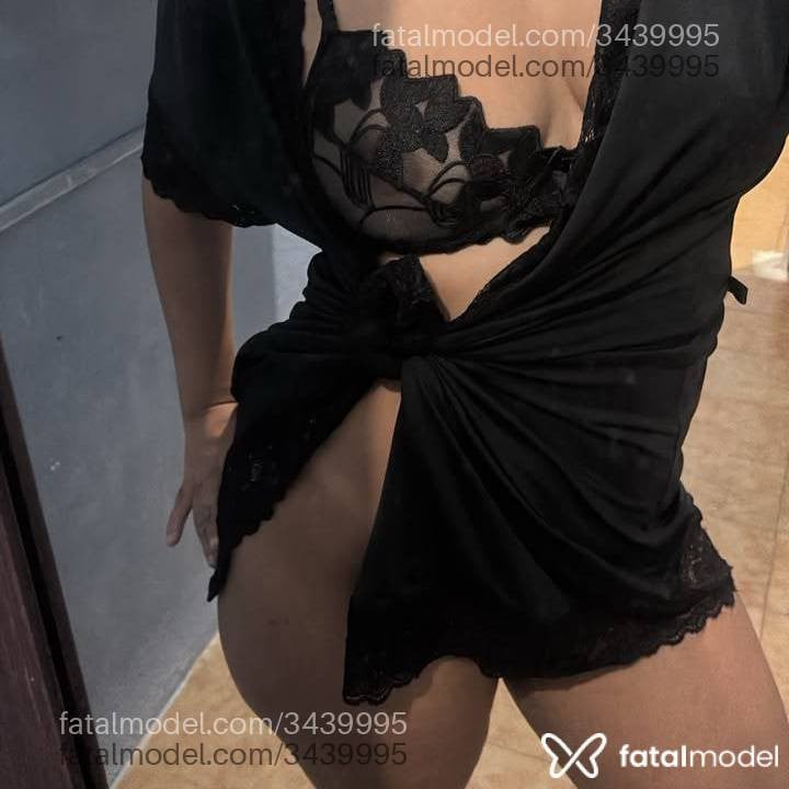 Acompanhante mulher morena (o) de olhos castanhos - Eloisa