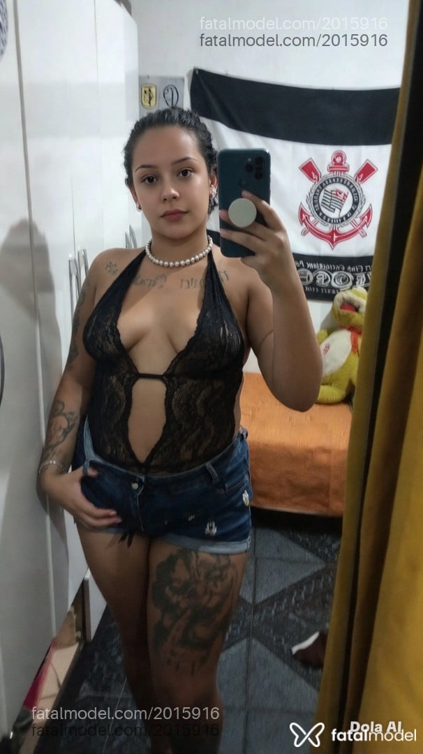 Acompanhante mulher morena (o) de olhos castanhos - Priscilla
