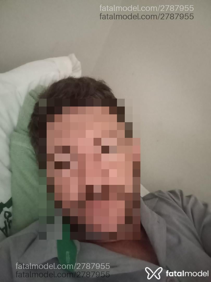 Acompanhante homem com cabelo castanho de olhos mel - Fernando