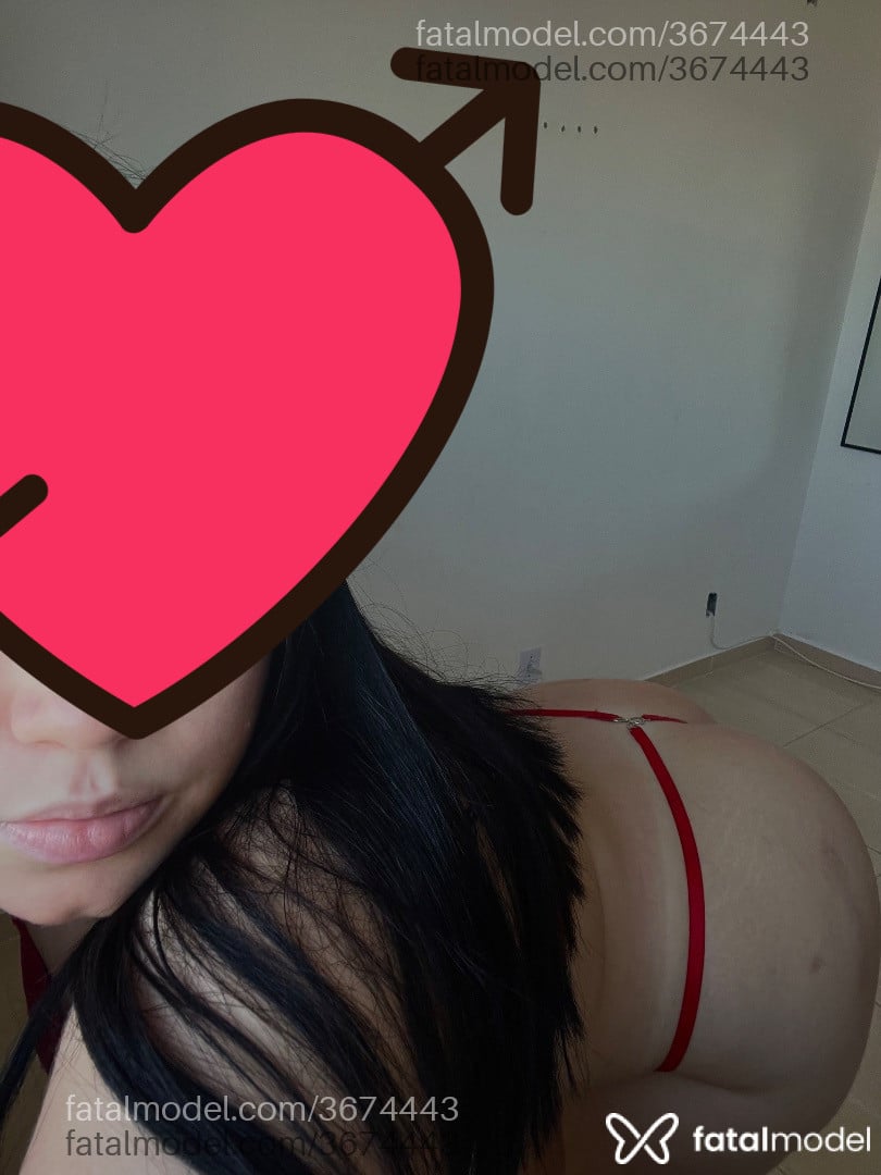 Acompanhante mulher morena (o) de olhos azuis - Rafaela