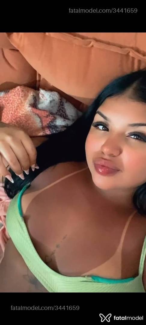 Acompanhante mulher morena (o) de olhos castanhos - Larissa