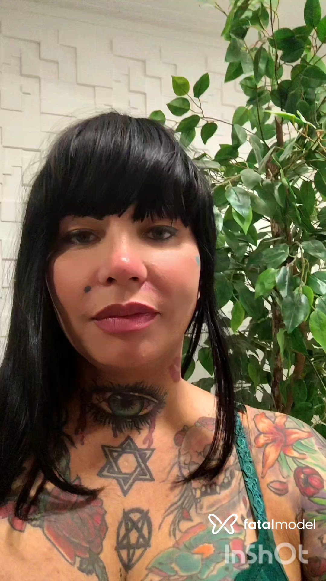 Acompanhante mulher trans morena (o) de olhos verdes - Eduarda Bianchi