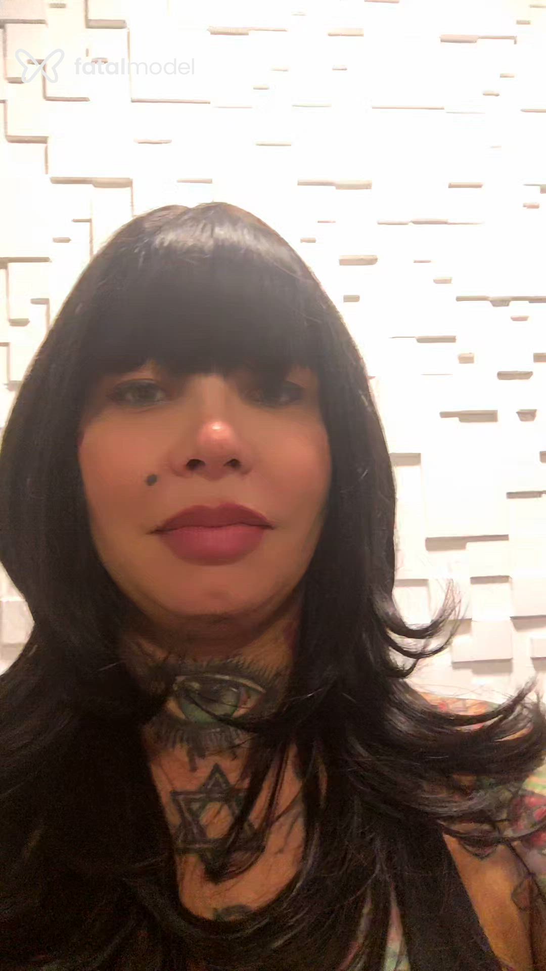 Acompanhante mulher trans morena (o) de olhos verdes - Eduarda Bianchi Acompanhante mulher trans morena (o) de olhos verdes - Eduarda Bianchi