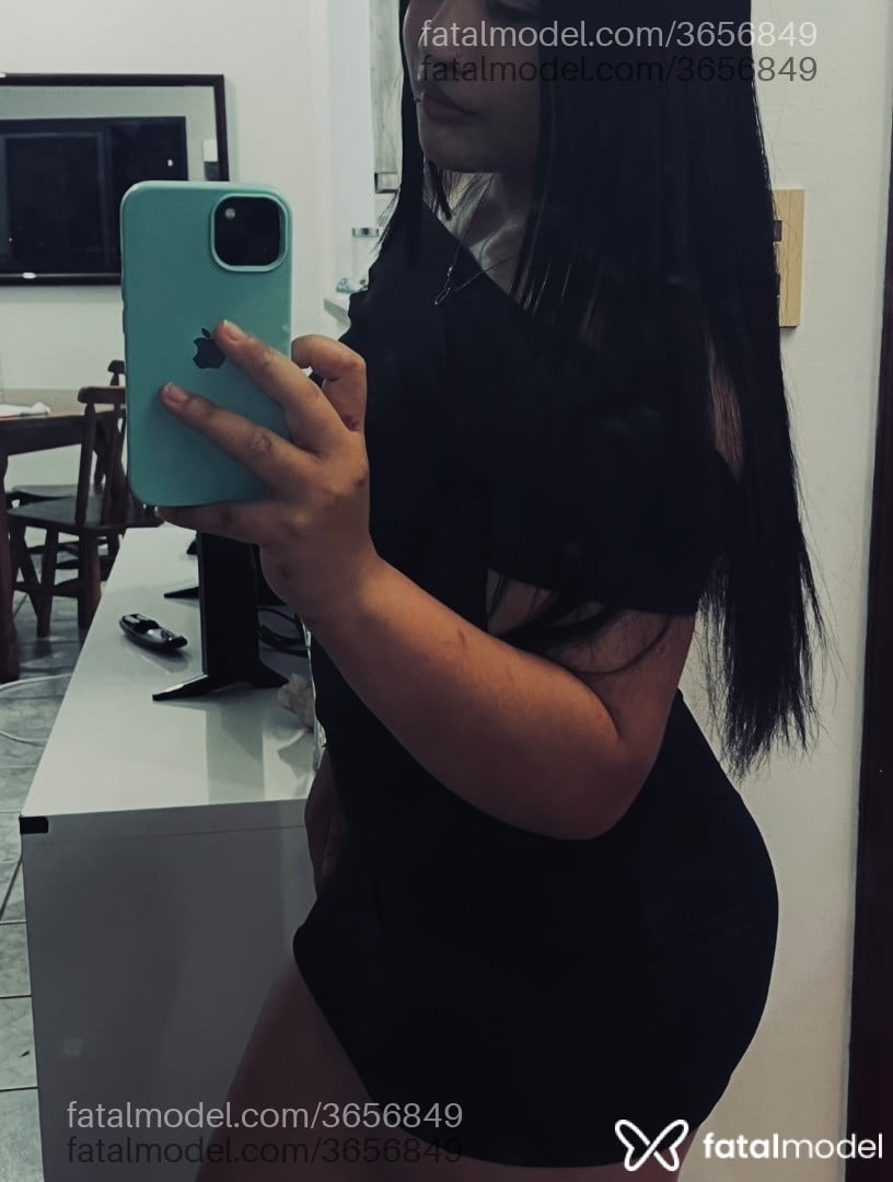 Acompanhante mulher morena (o) de olhos castanhos - Mirella Ferraz