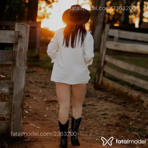 Acompanhante mulher morena (o) de olhos castanhos - Ravenne