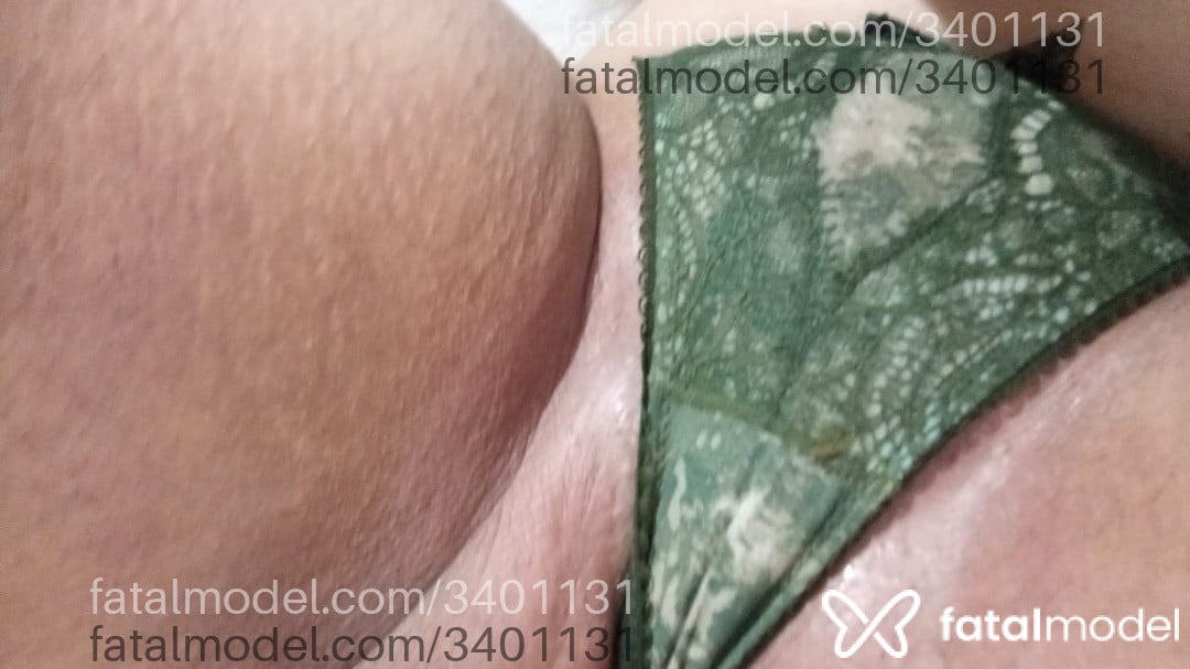 Acompanhante mulher loira (o) de olhos castanhos - Maria Júlia Moro