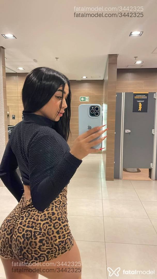 Acompanhante mulher morena (o) de olhos castanhos - Larissa Emanuele