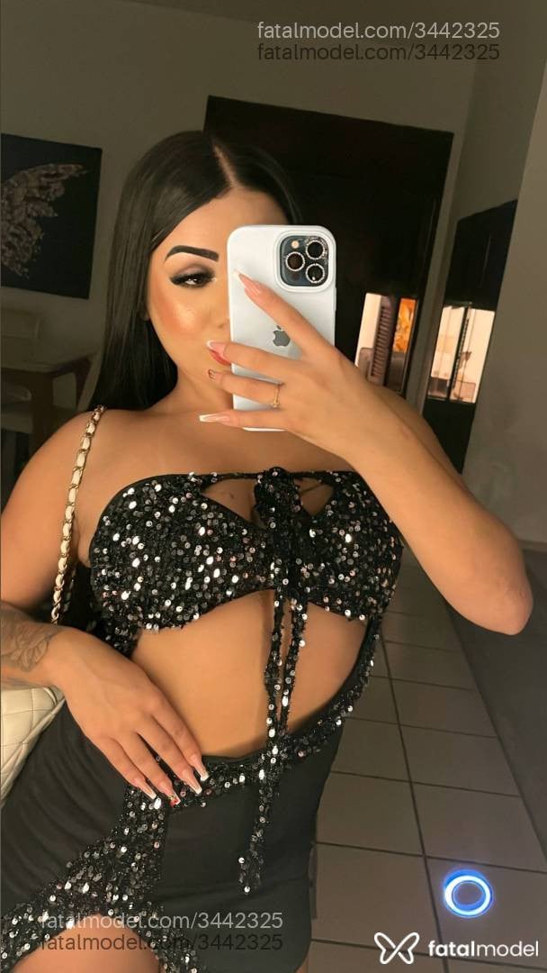 Acompanhante mulher morena (o) de olhos castanhos - Larissa Emanuele