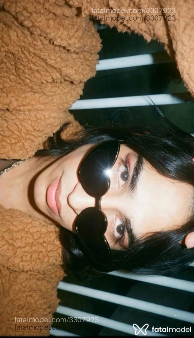 Acompanhante mulher trans morena (o) de olhos castanhos - Ellaa