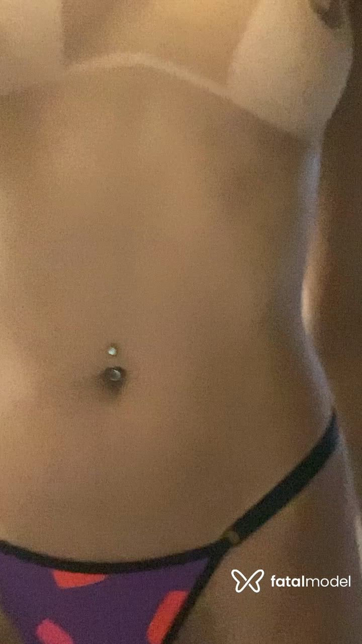 Acompanhante mulher morena (o) de olhos castanhos - Julinha