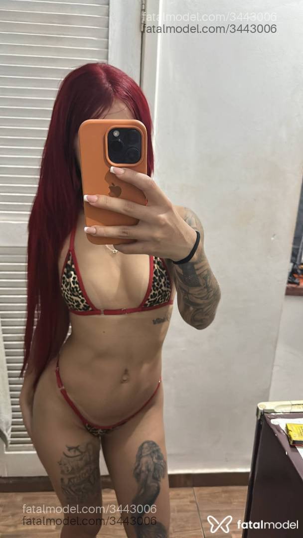 Acompanhante mulher ruiva (o) de olhos mel - Elise