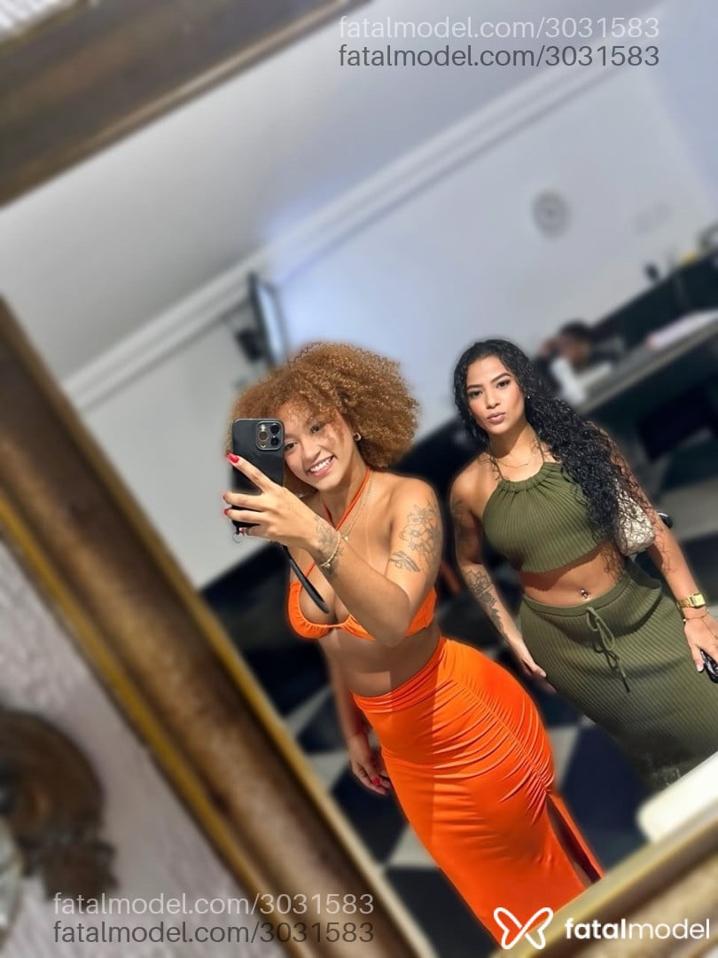 Acompanhante mulher morena (o) de olhos pretos - Melissa