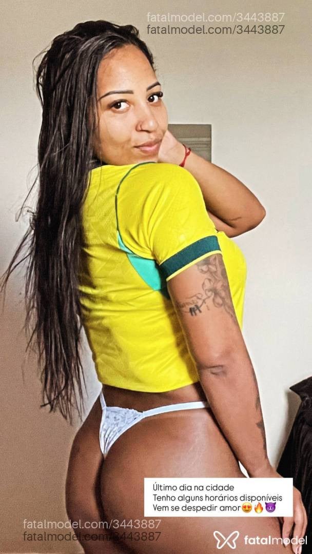 Acompanhante mulher morena (o) de olhos castanhos - Jade Santini