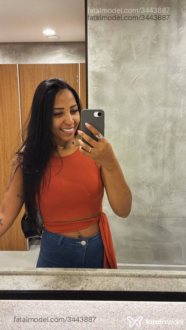 Acompanhante mulher morena (o) de olhos castanhos - ísis Santore