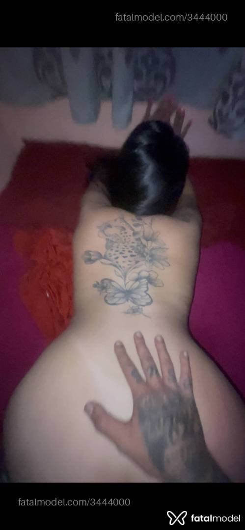 Acompanhante mulher morena (o) de olhos mel - Allana