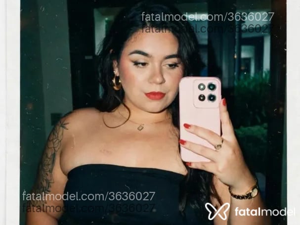 Acompanhante mulher morena (o) de olhos castanhos - Ravena