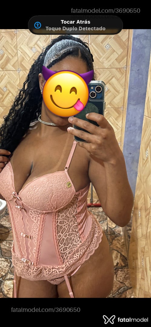 Acompanhante mulher morena (o) de olhos castanhos - Talita
