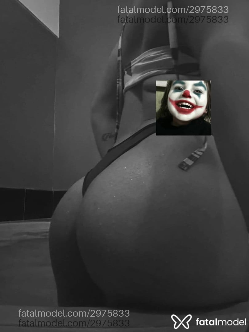 Acompanhante mulher trans morena (o) de olhos castanhos - Melissa Victria