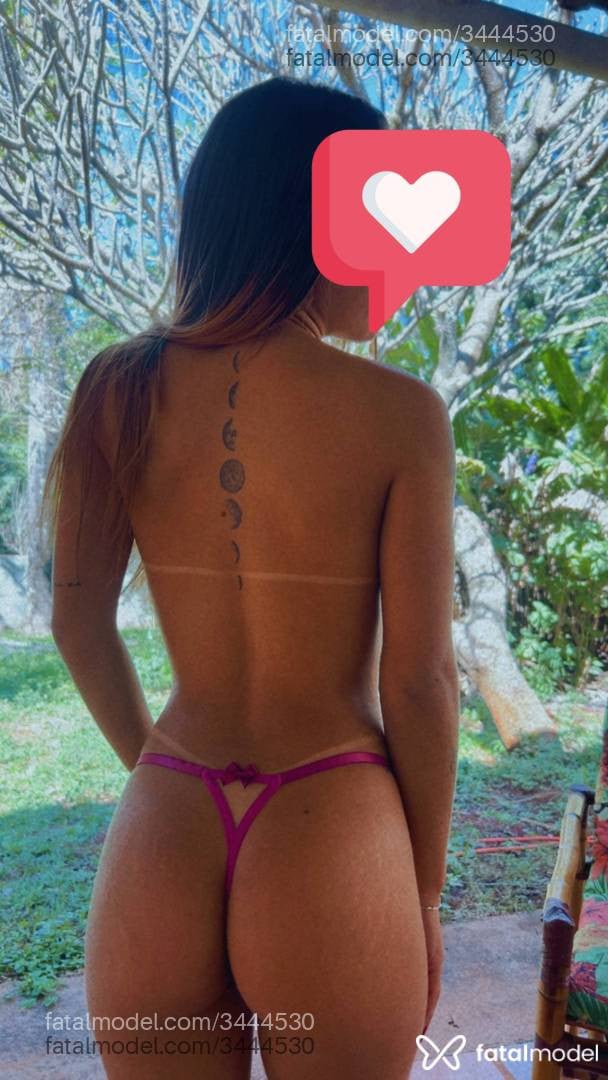 Acompanhante mulher loira (o) de olhos castanhos em São Carlos - Aylla
