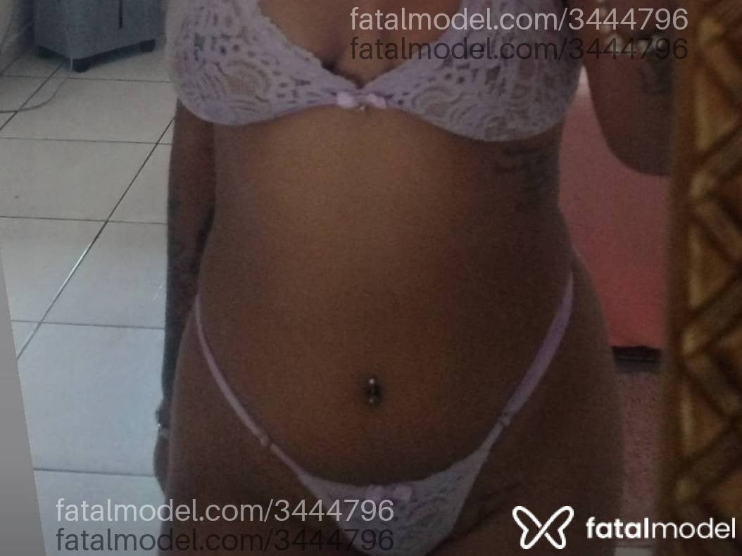 Acompanhante mulher morena (o) de olhos pretos em Porto Seguro - Cecília