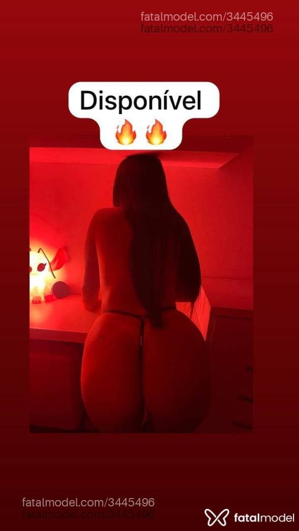 Acompanhante mulher com cabelo castanho de olhos castanhos em Curitiba - Rafaela