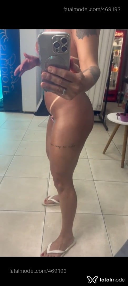 Acompanhante mulher morena (o) de olhos mel - Paola leydi