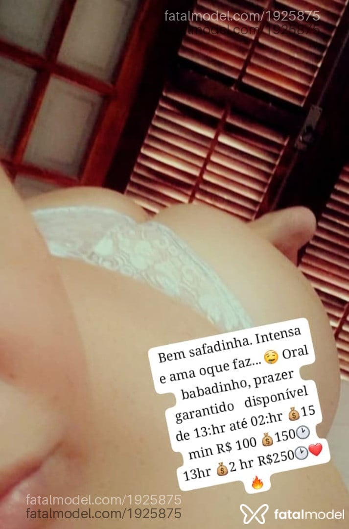 Acompanhante mulher com cabelo castanho de olhos castanhos - Josi