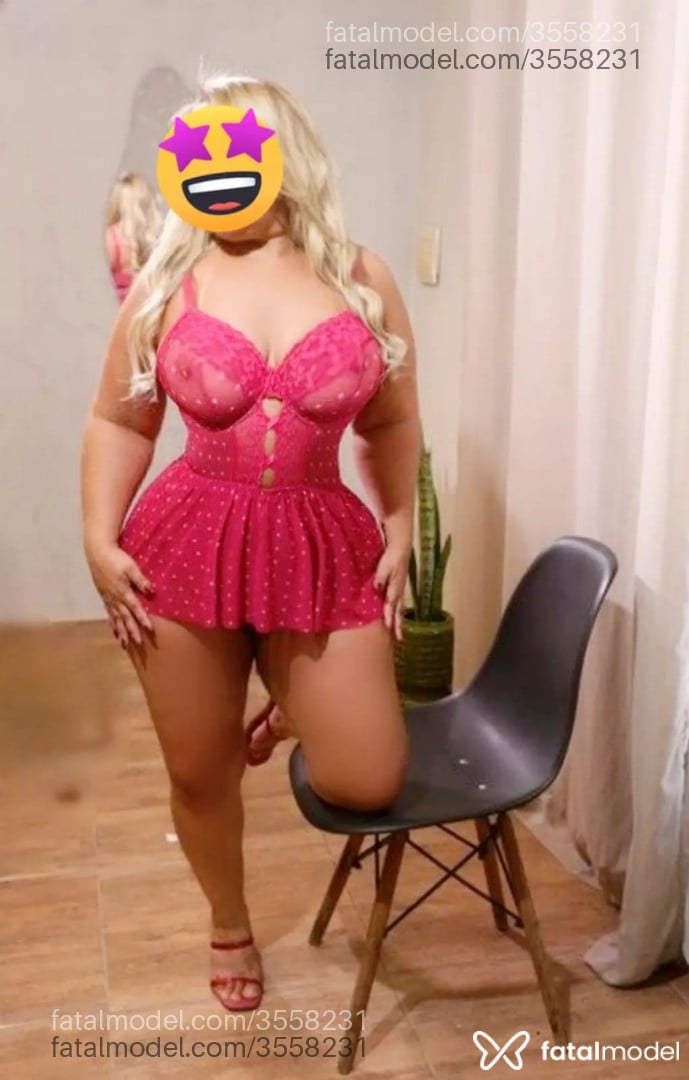 Acompanhante mulher loira (o) de olhos castanhos - Yasmin Ferraz