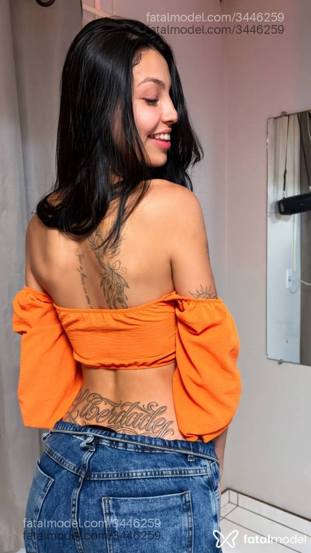 Acompanhante mulher morena (o) de olhos castanhos - Maluzinha