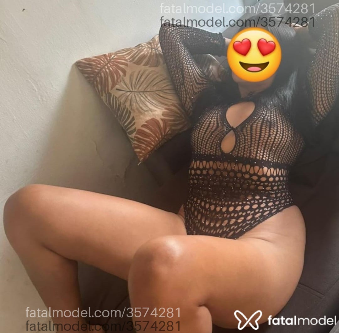 Acompanhante mulher morena (o) de olhos castanhos - Bruninha