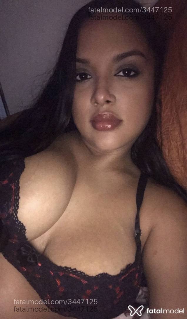 Acompanhante mulher morena (o) de olhos pretos em Sobral - Laura