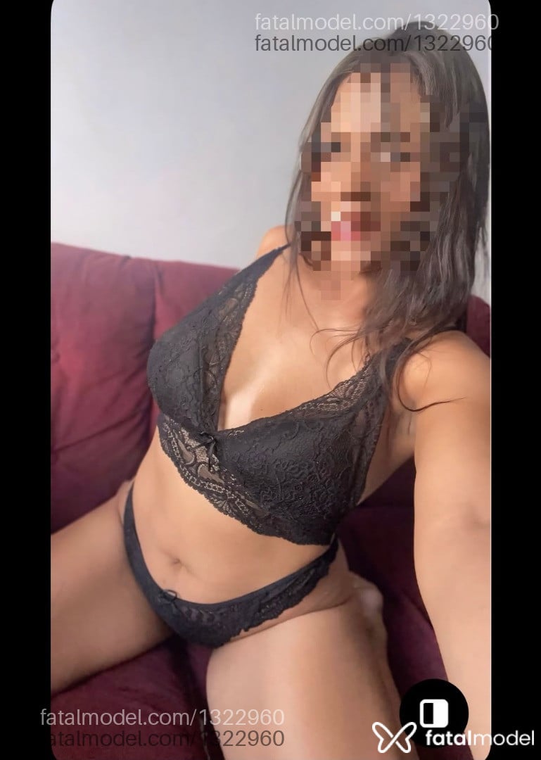 Acompanhante mulher morena (o) de olhos castanhos - Pamela