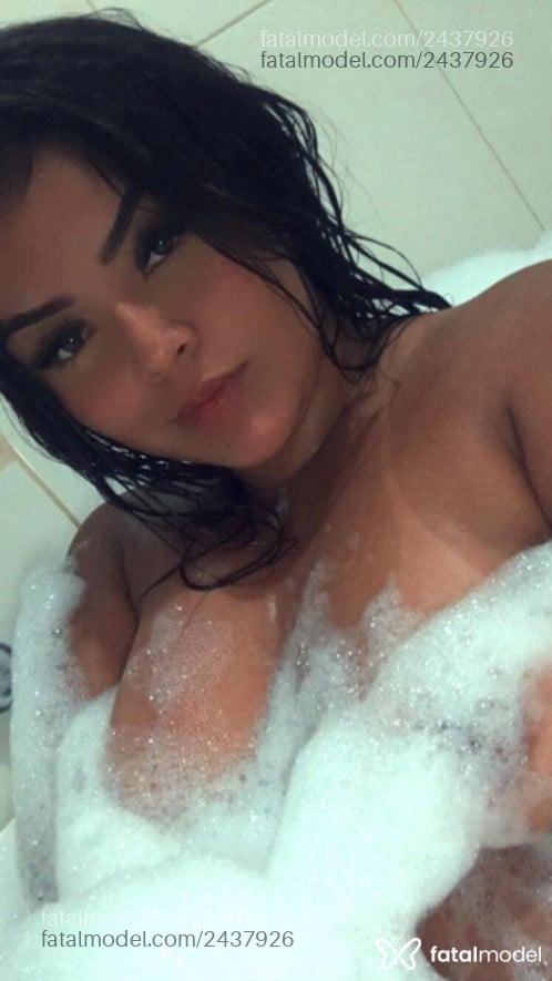 Acompanhante mulher morena (o) de olhos castanhos - Eduarda Cauper