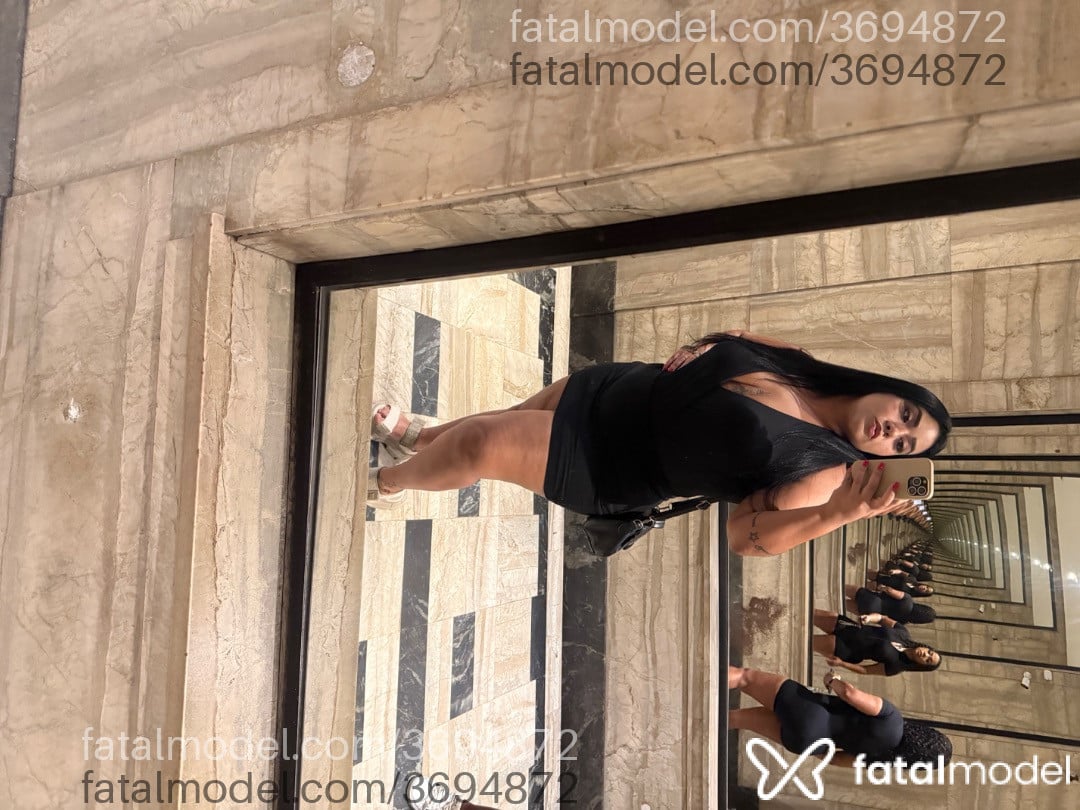 Acompanhante mulher morena (o) de olhos mel - Pocahhontas