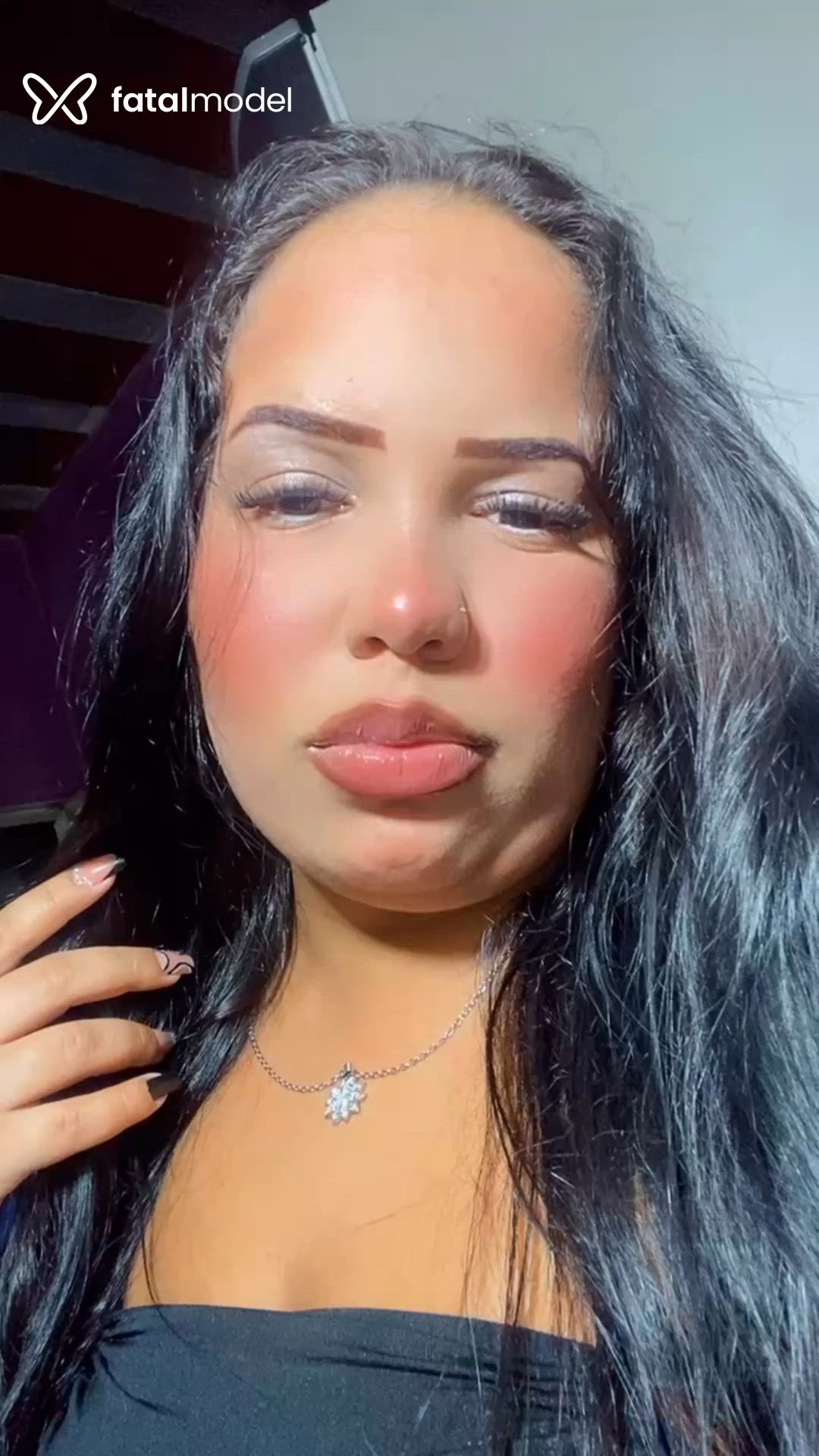 Acompanhante mulher morena (o) de olhos castanhos em Virtual - Kiara