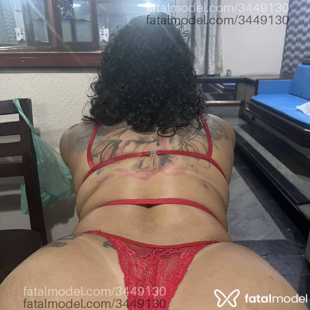 Acompanhante mulher morena (o) de olhos pretos - Catleya