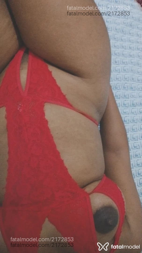 Acompanhante mulher morena (o) de olhos castanhos - Brininha
