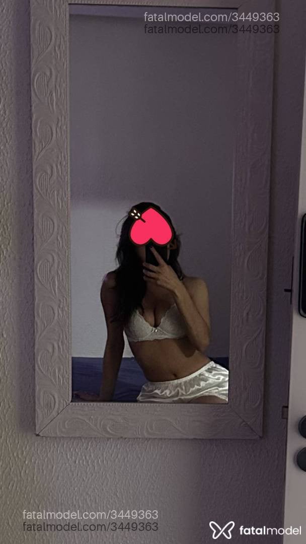 Acompanhante mulher com cabelo castanho de olhos castanhos - Dudaa