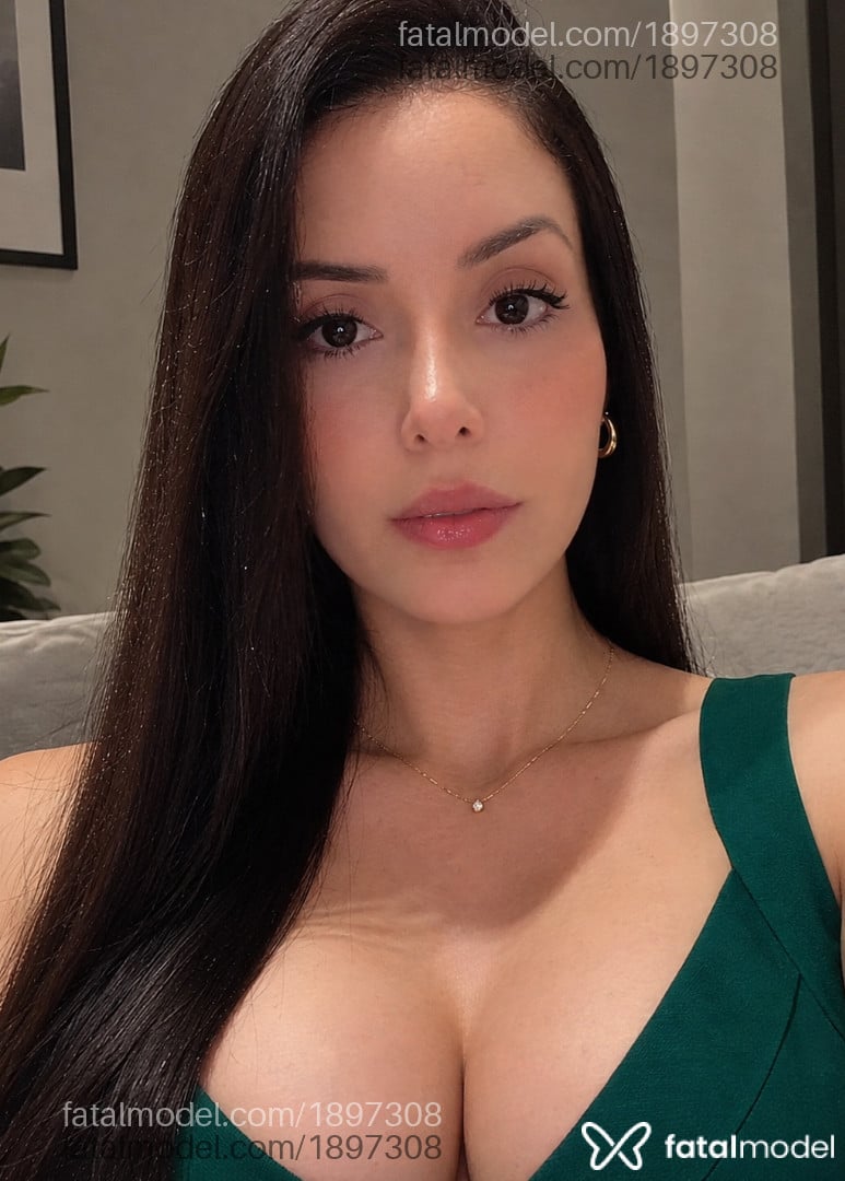 Acompanhante mulher com cabelo castanho de olhos castanhos - Diana Burns