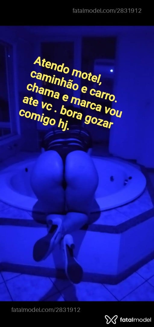 Acompanhante mulher morena (o) de olhos mel - Claudia Regina