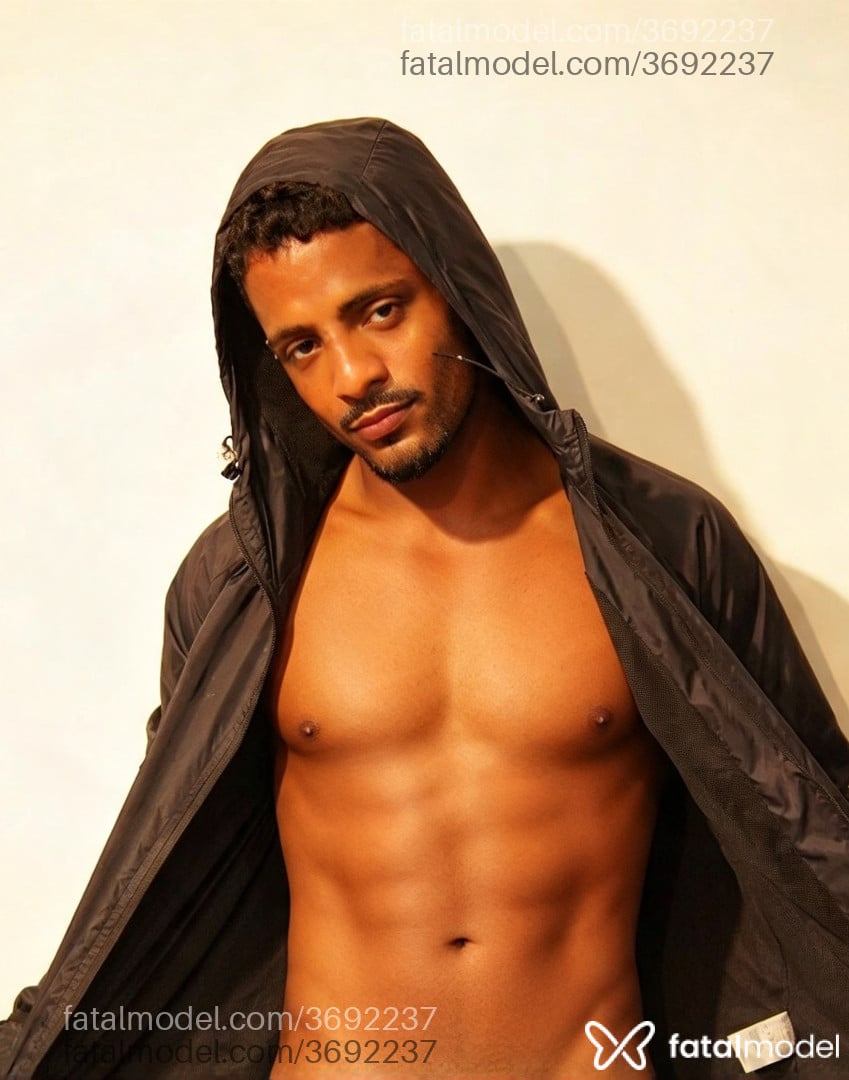 Acompanhante homem morena (o) de olhos pretos - Renan Junior