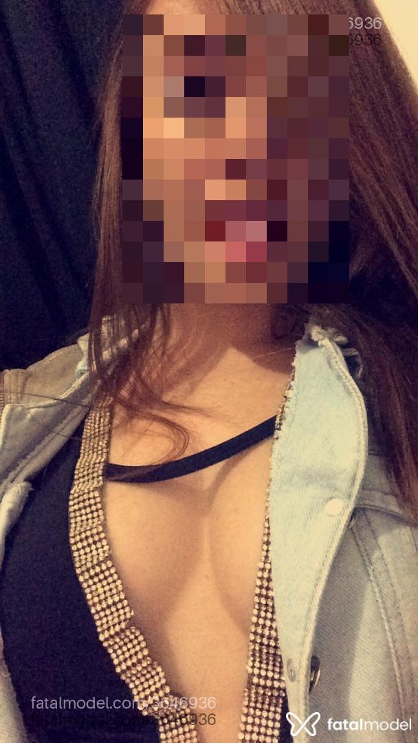 Acompanhante mulher com cabelo castanho de olhos castanhos - Fernanda