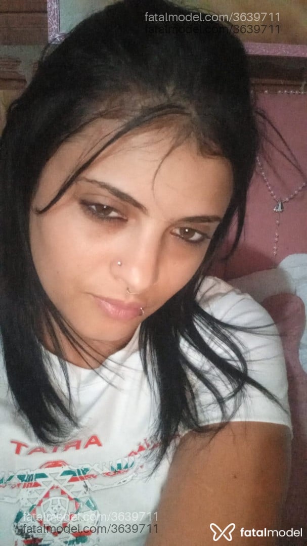 Acompanhante mulher morena (o) de olhos mel - Lorrainy