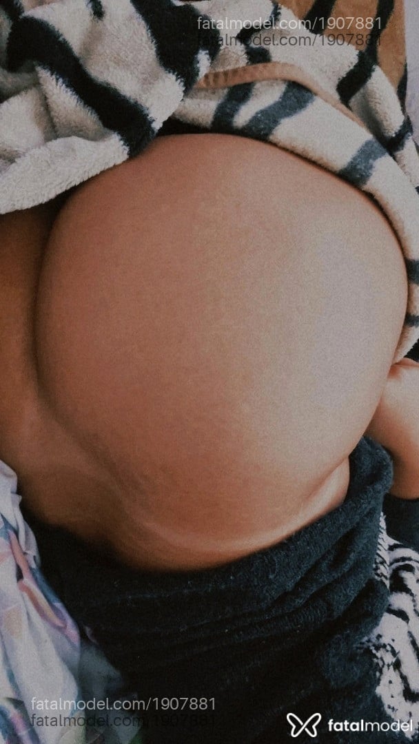 Acompanhante mulher morena (o) de olhos castanhos - Joyce Vanucci