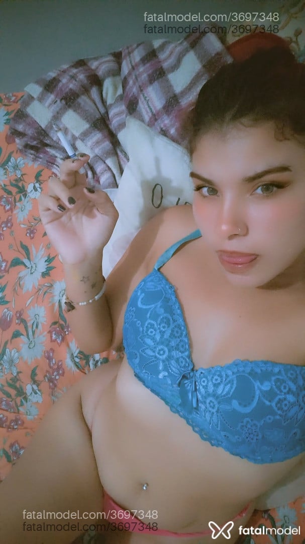 Acompanhante mulher ruiva (o) de olhos castanhos - Isabella Senna