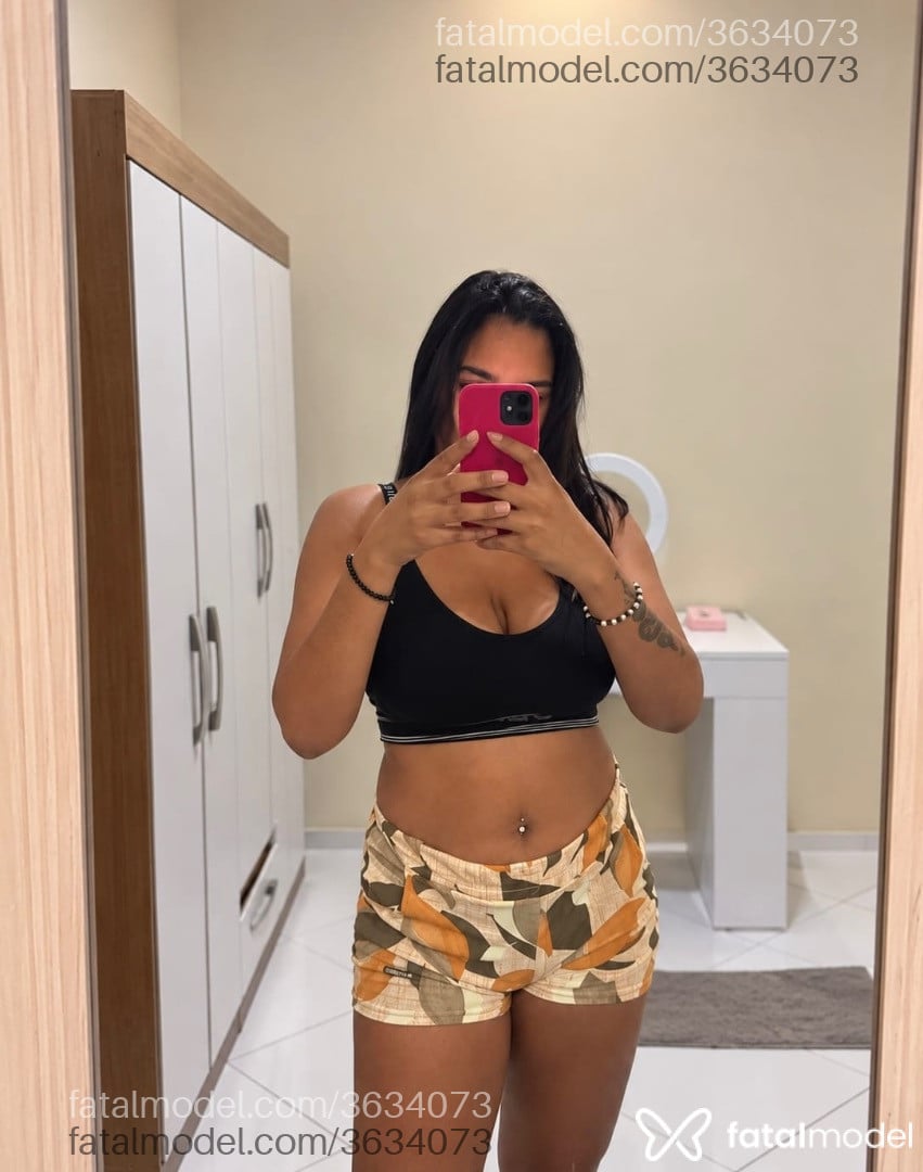 Acompanhante mulher com cabelo castanho de olhos castanhos - Niky