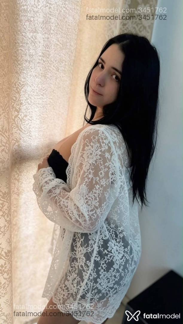 Acompanhante mulher morena (o) de olhos castanhos em Uberlândia - Emilly