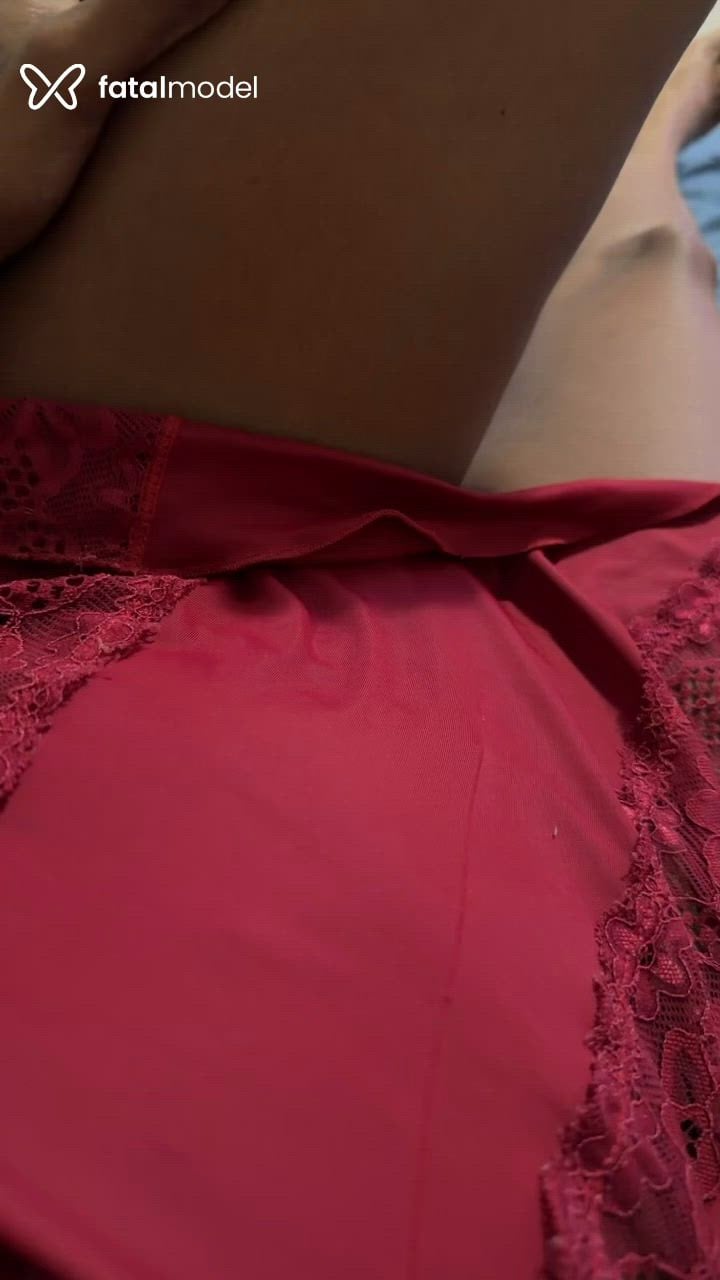 Acompanhante mulher morena (o) de olhos pretos - Samira